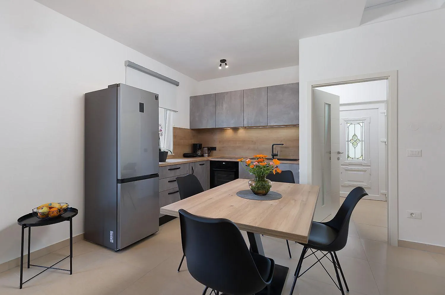 Charmantes Ferienhaus Mit Meerblick, 2 Fahrraeder, Grill, Privater Balkon, Waschmaschine Porec 0*,