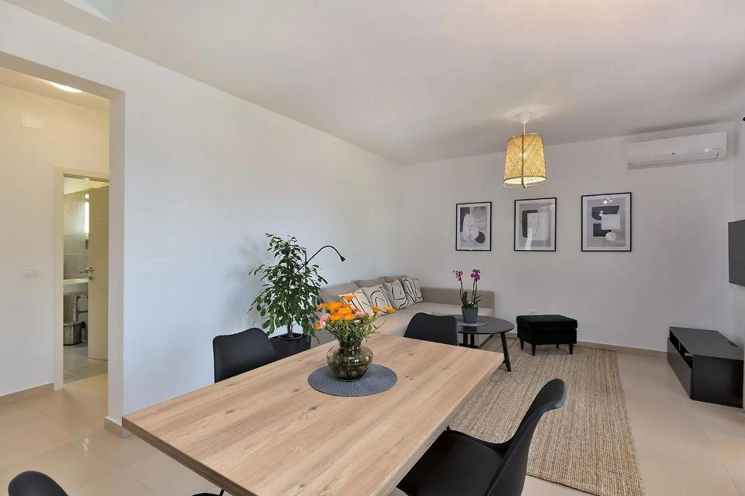 Charmantes Ferienhaus Mit Meerblick, 2 Fahrraeder, Grill, Privater Balkon, Waschmaschine Πόρετς Σπίτι διακοπών