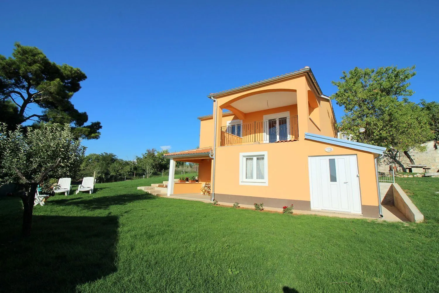 Charmantes Ferienhaus Mit Meerblick, 2 Fahrraeder, Grill, Privater Balkon, Waschmaschine Πόρετς